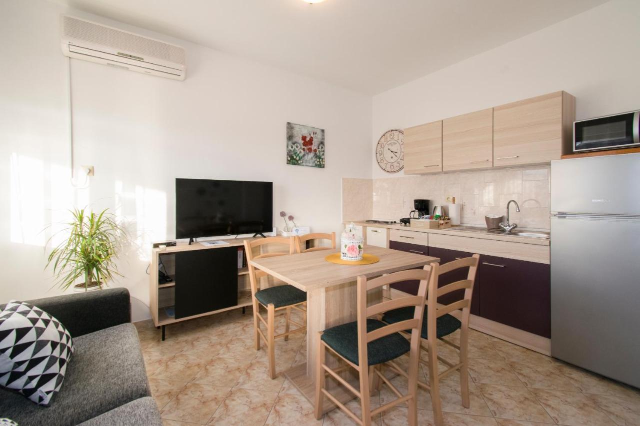 Apartman Fuma Rovinj Exterior photo